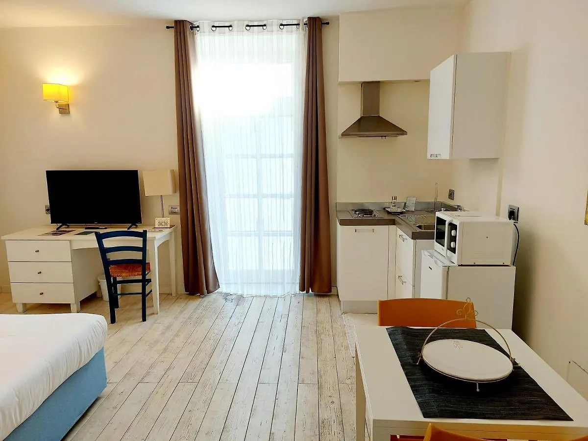 Hotel La Villa Del Mare Cagliari 3*,