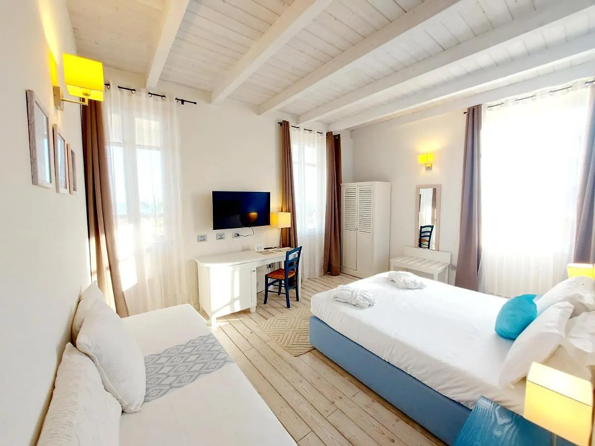 Hotel La Villa Del Mare Cagliari Italy