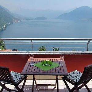 Sara - Seeblick - Sea View , Argegno Italien